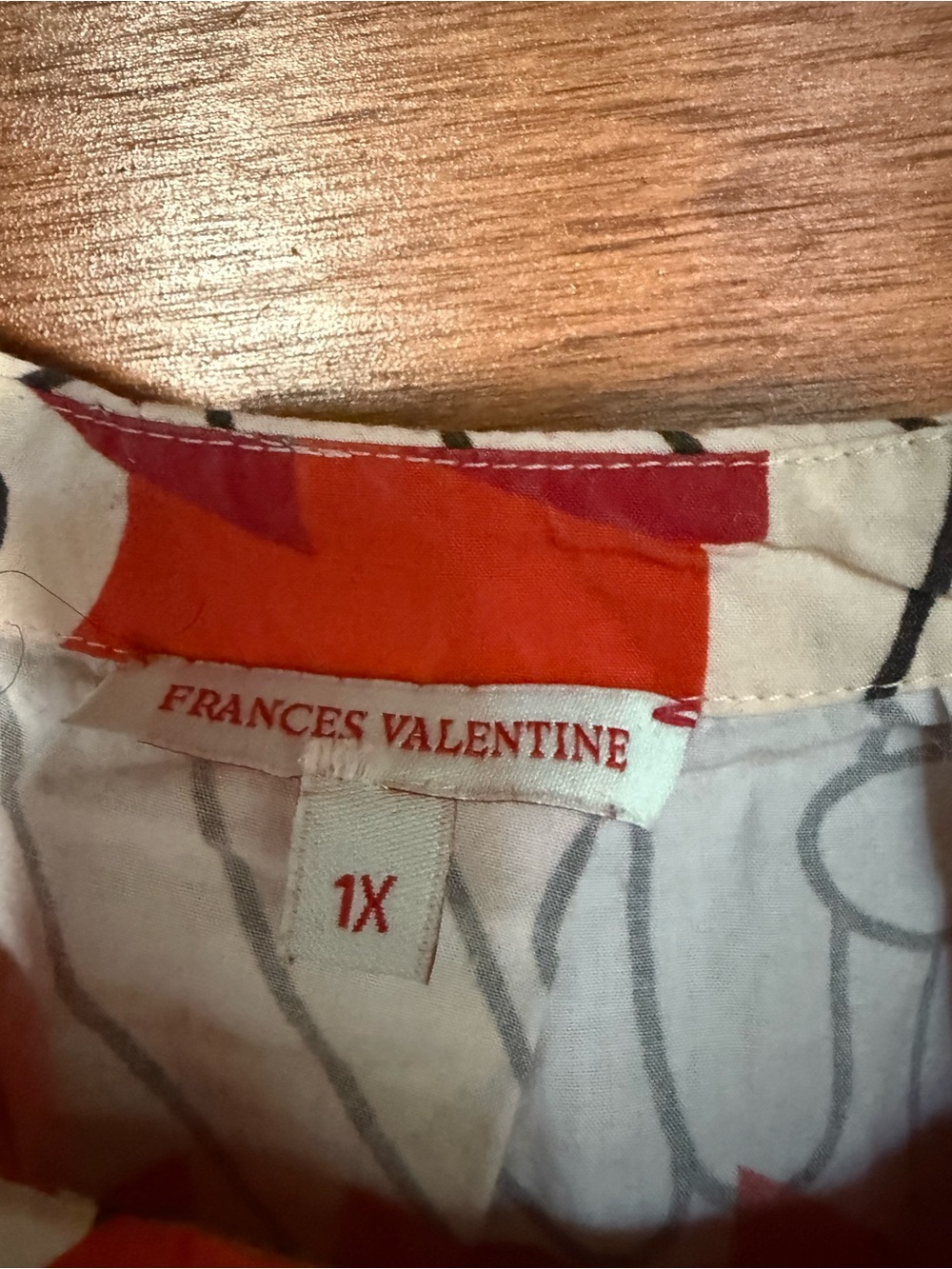 Frances Valentine Red & White Floral Puff-Sleeve Tunic - Picture 3 of 5